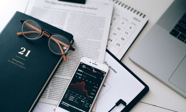 신뢰의 방패, 자산의 닻: 투자 사기 해결의 종착지 법무법인 라운